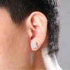 boucles d'oreilles de diamant en or vrais