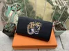 Haute qualité hommes animal long portefeuille en cuir noir serpent tigre abeille portefeuilles femmes Style sac à main portefeuille porte-cartes avec boîte-cadeau