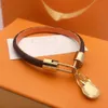 Różne style Bransoletki Marka Luksusowe Biżuteria Kobiety Skórzane Unisex Designer Snap Braceltes Wzór Para Bransoletka Moda 886