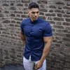 Mode d'été chemise à manches courtes hommes plaine décontracté Super Slim Fit affaires sociales chemises habillées Fitness hommes vêtements de sport hommes