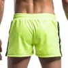 Été Faux Cuir Hommes Shorts Casual Lâche Avec Poches Haute Qualité Mâle Pantalon Court Confortable Doux Homme 210716