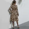 Flare Sleeve Leopard Print Bandage Ruffle V-hals Jurk Dames Casual Losse Temperament Elegante Streetwear Office Lady Jurken 210608
