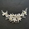 SLBRIDAL Handmade Crystal Strass Perles d'eau douce Fleur Peigne à cheveux de mariée Accessoire de cheveux de mariage Demoiselles d'honneur Femmes Bijoux X0625