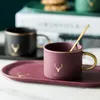 Luksusowy Złoty Rim Ceramiczny Elk Coffee Cup Spoon Zestaw Deserowy Płyta Kubek Naczynia Zestawy Spodek Zestaw Boże Narodzenie Gift Mleko Cup Drinkware