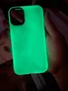 Ljusfall för iPhone 13 12 Pro Max XR XS och Huawei Glöd i mörk flytande glitter Quicksand Telefonkåpa av Halloween eller julfest