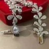 100 % 925 스털링 실버 팔찌 매우 반짝이 높은 탄소 다이아몬드 절묘한 보석 꽃 디자인 결혼 기념일 선물