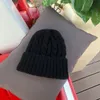 Yüksek Kaliteli Yün Kış Bayanlar Örgü Bere Kalın Sıcak Yumuşak Kap Moda Düz Renk Kaşmir Şapka Kadın Skullies Kasketleri Tığ