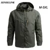 Mannen Outdoor Soft Shell Army Groene Jas Casual Losse Winddicht Waterdichte Sport Herfst Winter Plus Size 211217