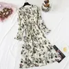 Vrouwen lange jurk lente herfst vintage bloemenprint geplooide chiffon jurk lange mouw losse plus size jurken vestidos 210521