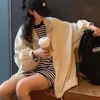 Kvinnors Jackor Kvinnor Oversized Harajuku Kläder Solid Färg Trendig Unisex Lantern Sleeve Outwear Daily Turn-down Collar Safari Style