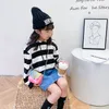 Barnens mode PU Material Purse Kids Koreansk stil Bright Color One Shoulder Slanting Bag Baby's Holiday Gift