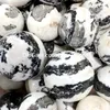 Bellissima pietra preziosa naturale bianca nera Chakra Therapy Aura Ball Artigianato Zebra Diaspro Agata Sfera di cristallo di quarzo Feng Shui Potere curativo Decorazione di pietra Ornamenti