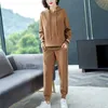 Maglione con cappuccio allentato Top + Pantaloni sportivi a righe Moda donna Tuta a due pezzi lavorata a maglia sottile Maglieria femminile Pullover e pantaloni Y0625