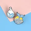 Blue Sea Tail Whale In Bulb Brooch Pins Émail Animal Revers Broches Broches pour Femmes Hommes Top Dress Cosage Bijoux De Mode Will and Sandy