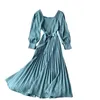 Elegantes Maxikleid für Frau, quadratischer Kragen, Schnürung, hohe Taille, Vestido-Kleidung, rosa Khaki, Vintage-Plissee-Kleider 210603