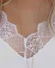 Femmes col en v dentelle Spaghetti sangle haut dame été chemise et chemisier décontracté élégant tenues sans manches dentelle haut Femme Vestidos 210415