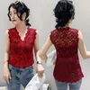 Printemps et été chemises pour femmes Sexy col en V sans manches broderie dentelle chemise évider mince sauvage mode solide gilet 9891 210527