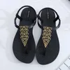 Sandalen voor vrouwen met shaper flats en bohemien folk stijl platte neus flip-flop strand schoenen slippers