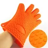 NEWmitts Silicone gloves microwave oven baking waterproof non-slip five-finger heart shape heat insulation kitchen BBQ grill RRD8250