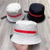 Projektant Damskie Solidne Wiadro Hat Outdoor Dress Dopasowane Kapelusze Szerokie Brim Fedora Sunscreen Bawełna Wędka Polowanie Czapka Mężczyźni Basin Chapeaux Sun