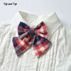 Topp och topp söta sommarflickor kläder sätter långärmad vit bowtie skjorta toppar + tutu klänning barn casual plaid outfit g220310