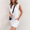 Casual Mini Vestido Branco para Mulheres Verão Moda De Ombro Almofada O Pescoço Slim Fit Saco Hip Bolso Vestido A-Linha Sólida Sólida 210508
