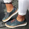 2021 Women Slip on Sneakers Shallow Loafers Vulcanized Shoes Breathable Hollow Out Casual Ladies Shoes Woman Plus Size Dropship Y0907