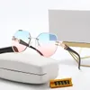 Lunettes de soleil de la mode Hole Eyeglass Outdoor Shades Bamboo Shape PC Cadre Classic Lady Luxury Luxury Sungass For Women3954664