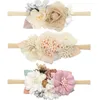 Moda Bebek Kız Naylon Bantlar ve Yaylar 3 Adet / takım Çiçek Bebek Kafası Sarar Kızlar Hediye Yenidoğan Bebek Yürüyor Çocuklar için Set Çiçek Bantlar Set