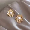 Brincos de cor ouro irregular de pérola vintage para as mulheres verão escudo declaração brincos moda jóias étnica flor presente