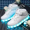 Storlek 25- LED skor för barn pojkar flickor lysande sneakers med ljus glödande LED tofflor Barn Vuxen Feminino Tenis 211022