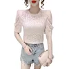 Summer Lace Kvinnors Blus Högkvalitativ Koreansk Kortärmad Mode Round Collar Shirt Floral Hollow Loose Toppar 14189 210521