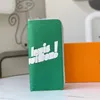 Diseñador de lujo Carteras con letras de cuero Marca famosa Tarjeta de identificación Holde Mujeres Cremallera Bolsos de embrague Posición clásica de múltiples tarjetas Monedero corto para hombre Monederos para damas