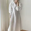 Korobov coréen chic minimalisme élégant revers ligne ouverte conception est taille mince grande balançoire robe à manches bouffantes 210430