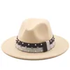 Chapeaux de rondage avare fedora chapeau femmes hommes hommes ruban bande ceinture large classique beige blanc felté britannique élégant fascinateur hiver féminin038572676