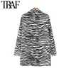 TRAF Women Fashion Single Button Animal Print Blazer Coat Vintage Long Sleeve Pockets Female Outerwear Chic Veste Femme 210415