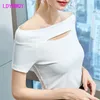 T-shirt a maniche corte clavicola esposta da donna estiva sexy mezza manica cava con parola spalla versione coreana 210416