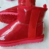 Boots WGGS Designer Australian Classic Clear Mini Boots Australien Kvinnor Winter Snow Girls Kid Men Satin Boot Ankle Booties Snows Uggsity Slippers 9611ess