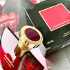 Женщина парфюмерные женщины спрей 100 мл EDP высочайшее качество цветочная записка для любой кинской рубиновой бутылки и быстрая бесплатная доставка