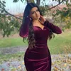 Elegancki arabski jesień winogronowy aksamitne suknie wieczorowe z długimi rękawami Syrenka formalna okazja suknia 2021 Maroko Kaftan Kobiety Prom Party Dress Sexy Side Split