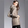 Frauen im Herbst Winter Ultraleichter Dünn 90 Ente Down Long Jacket Female Female Ultra -leichter schlanker fester Jacken Wintermantel tragbarer PA7425011