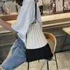 Stile giapponese Pieghe per favore Borsa tote casual in tela Grande capacità Me Spalla Issey Vertical-Pleats Miya Marsupi color caramello263q