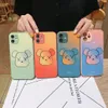 Étuis de téléphone étalant pour iPhone 12 11 Pro Max XR XS X 7 8 Plus Arrivée Soft Silicon Anime Teddy Bear Funda Case8542391