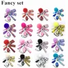 Självförsvar keychain set pendlar larm pompom hand sanitizer armband band läppstift nyckelringar flasköppnare visselpipa för kvinna män självförsvar nyckelring pendants