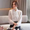 Femmes Blouses Blusas Mujer De Moda 2021 Blouse Bow Col V En Mousseline De Soie Chemise À Manches Longues Chemises Blanches Tops D418 Femmes