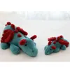 Fluffigt hårblå pterosauria drake kanin plysch leksak fylld onda röda flygvingar eld plushies dollleksaker för barn pojke 2201195251398