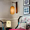벽 램프 빈티지 중국어 스타일 나무 빔 장착 된 랜턴 손수 만든 고리 버들 램프 갓 침실 발코니에 대 한 Led 전등 설비