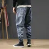 Mode Streetwear Herr Jeans Loose Fit Denim Cargo Byxor Hombre Spliced Designer Patchwork Hip Hop joggare Veet Varma Byxor