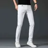 Jeans outono masculinos puro algodão branco elástico pés pequenos slim caber calça simples coreana