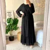 Siskakia Solid 3D Pompon Maxi Lång Klänning för Kvinnor Fall O Neck Full Sleeve Muslim Duabi Turkiet Qtar Oman Arabiska Kläder 210409